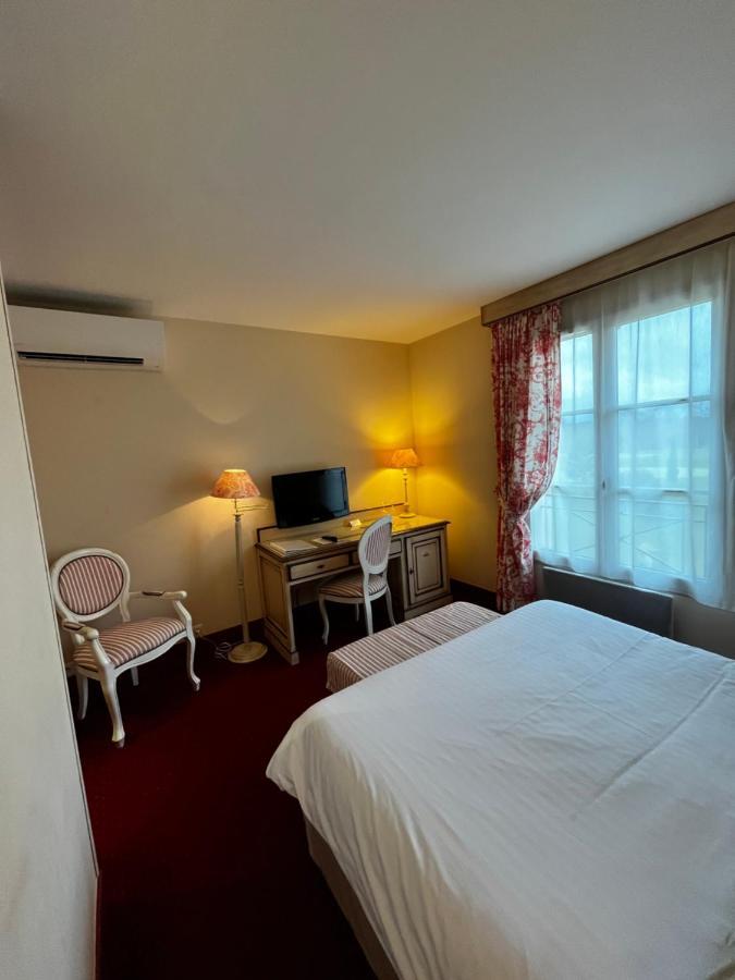 Hotel Domaine De L'Orangerie Bonnat Екстериор снимка