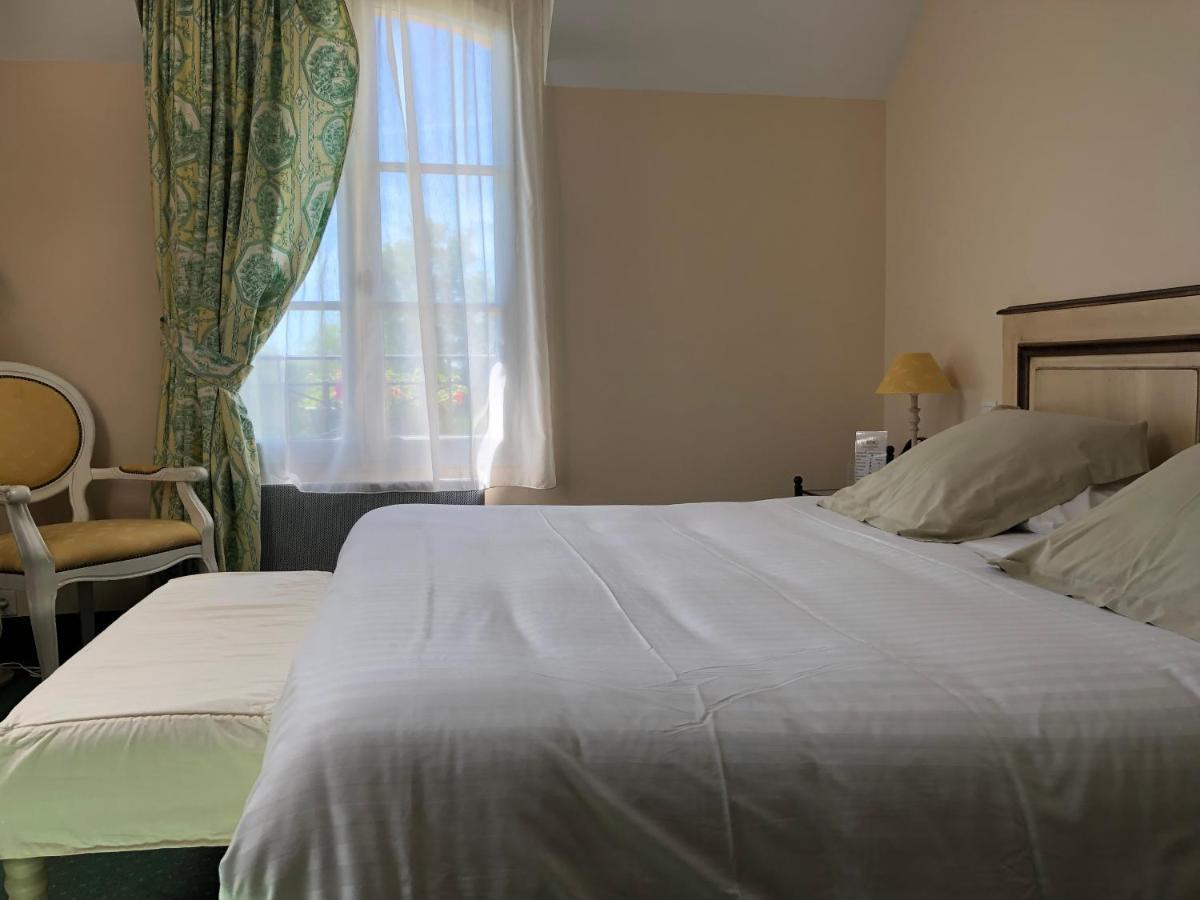 Hotel Domaine De L'Orangerie Bonnat Екстериор снимка